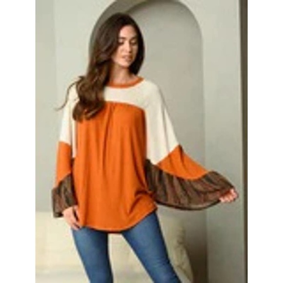 Ces Femme Tops - Ces Femme Long Bell Sleeve Colorblock Tunic Top NWOT